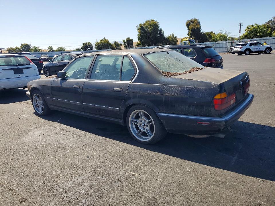 1993 BMW 7 series VIN WBAGD8322PDE83038 COPART salvage auction — MINOR DENT/SCRATCHES, CA - DIS/DLR/EXP APP FOR DUP CLEAN, sold $1,750 on 2026-07-22 (photo 2)