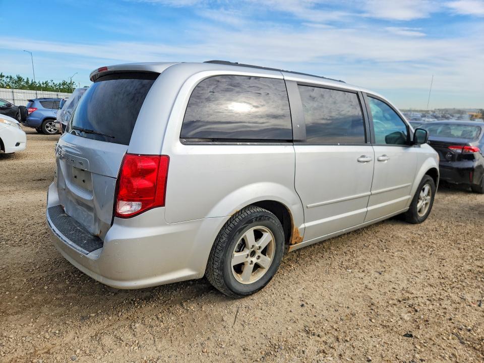 2011 Dodge Grand caravan VIN 2D4RN4DG8BR632439 COPART salvage auction — REAR END, Ab - Bos - Salvage, sold $500 on 2026-07-02 (photo 3)
