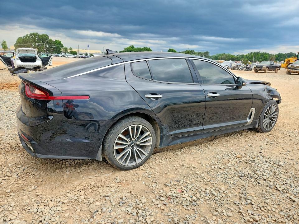 2019 Kia Stinger VIN KNAE15LA1K6053159 COPART salvage auction — FRONT END, Tn - Certificate Of Title (P), sold $4,100 on 2026-07-29 (photo 3)
