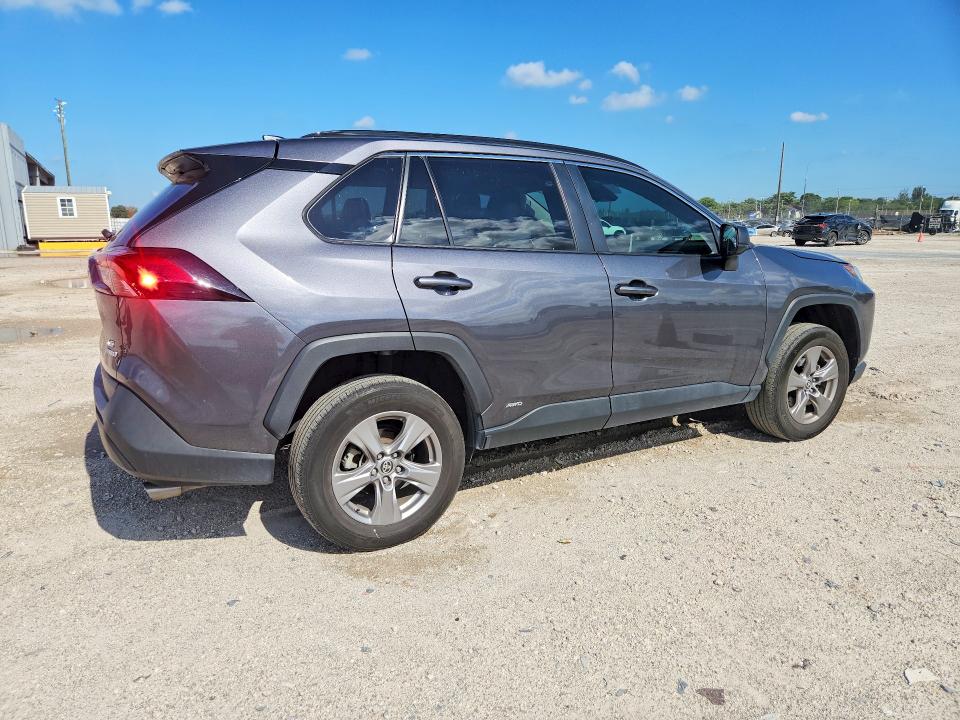 2024 Toyota Rav4 VIN 4T3LWRFV7RU119935 COPART salvage auction — MINOR DENT/SCRATCHES, Fl - Cert Of Title-Flood & Rebuilt, sold $9,400 on 2026-07-02 (photo 3)