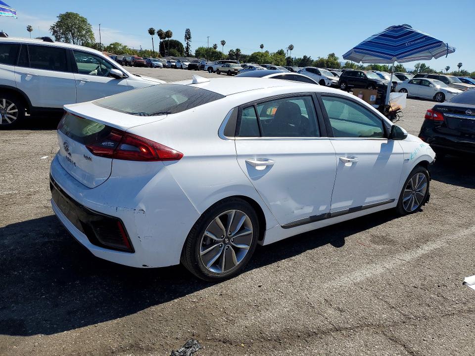 2018 Hyundai VIN KMHC05LC0JU064738 COPART salvage auction — FRONT END, Ca - Salvage Certificate, sold $3,000 on 2026-07-02 (photo 3)