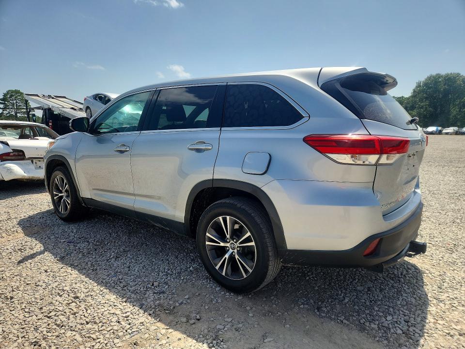 2019 Toyota Highlander VIN 5TDZZRFH7KS297864 COPART salvage auction — MINOR DENT/SCRATCHES, AR - CERTIFICATE OF TITLE, sold $10,800 on 2026-07-29 (photo 2)