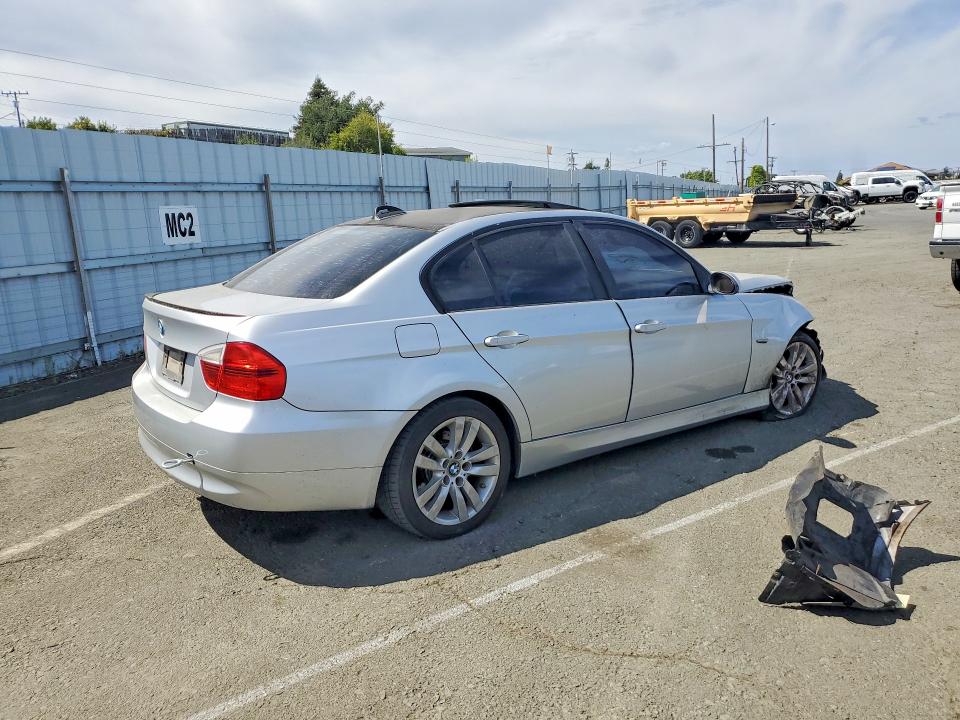 2007 BMW 3 series VIN WBAVC53567FZ70182 COPART salvage auction — FRONT END, CA - SALVAGE CERTIFICATE, sold $350 on 2026-07-17 (photo 3)