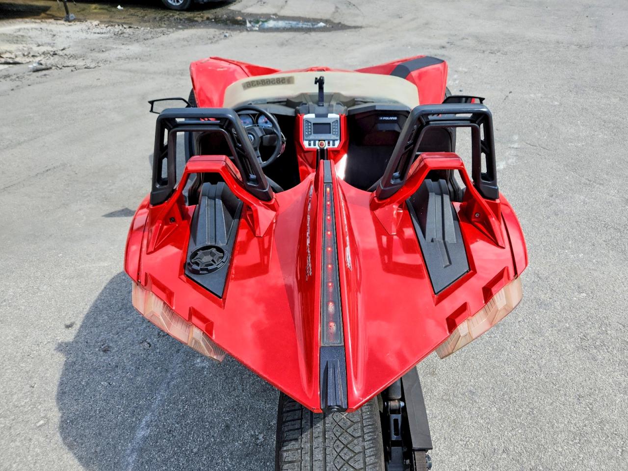 2021 Polaris SLINGSHOT VIN 57XAAPHD6M8144247 COPART salvage auction — Front End, FL - CERTIFICATE OF TITLE, sold $6,100 on 2026-07-03 (photo 6)