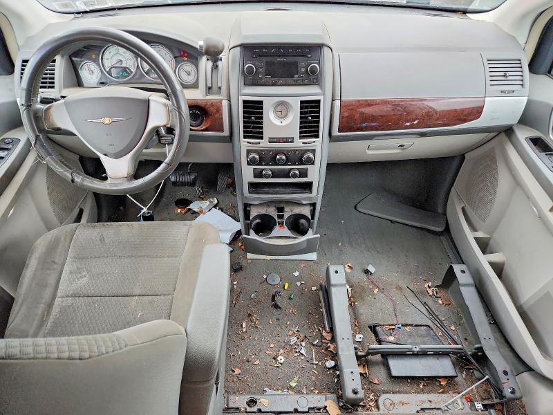 2010 Chrysler Town & country VIN 2A4RR5D12AR347764 COPART salvage auction — FRONT END, NY - MV-907A SALVAGE CERTIFICATE, sold $450 on 2026-07-09 (photo 8)