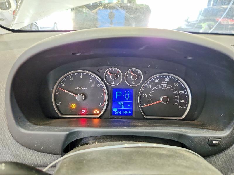 2012 Hyundai Elantra VIN KMHDC8AE1CU152928 COPART salvage auction — MINOR DENT/SCRATCHES, Vt - Certificate Of Title, sold $2,500 on 2026-07-31 (photo 9)