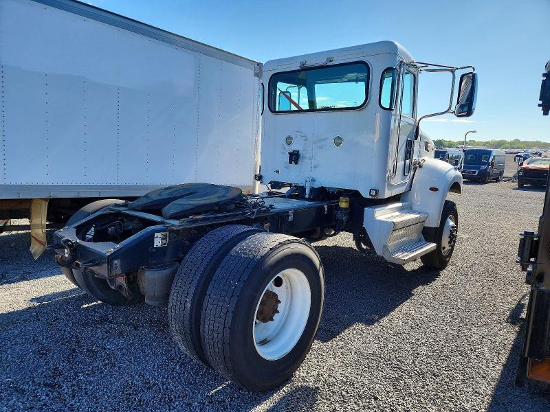2020 Peterbilt 348 VIN 1XP3AJ8X8LD685412 COPART salvage auction — MECHANICAL, IN - CERTIFICATE OF TITLE, sold $5,100 on 2026-07-08 (photo 4)
