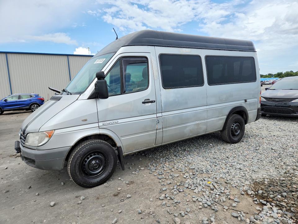 2006 Dodge Sprinter VIN WD8PD644865964848 COPART salvage auction — MINOR DENT/SCRATCHES, Ny - Certificate Of Title, sold $675 on 2026-07-08 (photo 1)