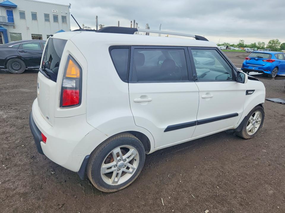 2011 Kia Soul VIN KNDJT2A25B7276076 COPART salvage auction — FRONT END, QC - GRAVEMENT ACCIDENTE, sold $300 on 2026-07-21 (photo 3)