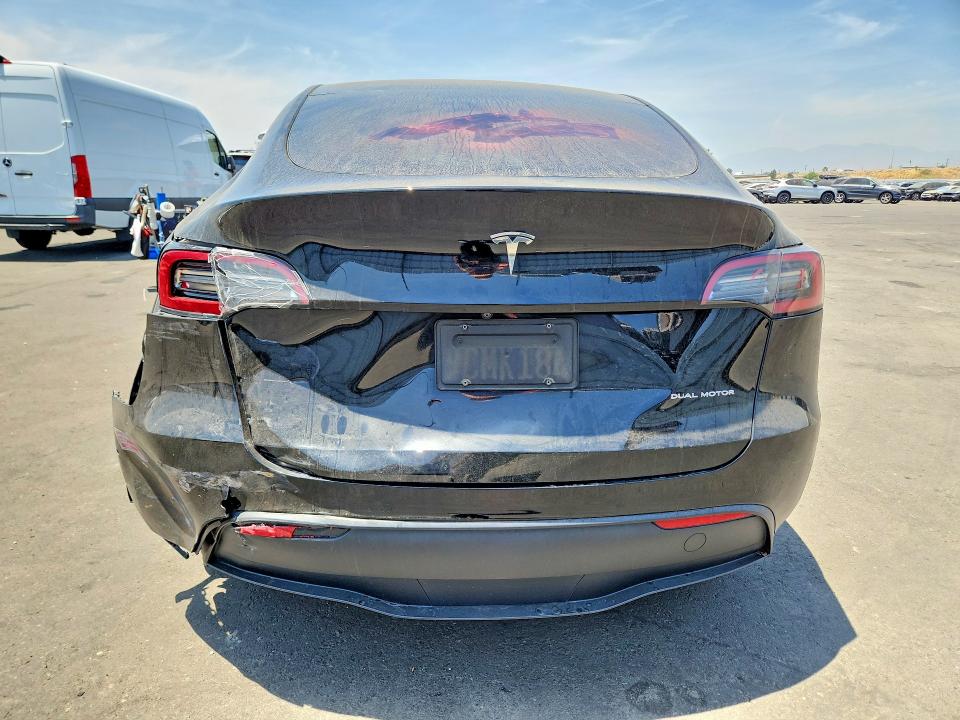 2022 Tesla Model y VIN 7SAYGDEE8NF511378 COPART salvage auction — REAR END, Ca - Salvage Certificate, sold $11,100 on 2026-07-27 (photo 6)