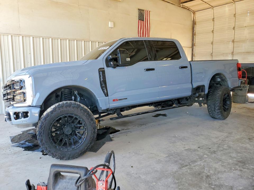 2024 Ford F350 VIN 1FT8W3BM3REC73839 COPART salvage auction — SIDE, Tx - Salvage Vehicle Title, sold $26,000 on 2026-07-31 (photo 1)