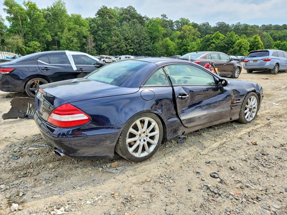 2007 Mercedes-benz Sl-klasse VIN WDBSK71F07F125956 COPART salvage auction — FRONT END, Md - Cert Of Salvage > 75% Damage, sold $300 on 2026-07-21 (photo 3)