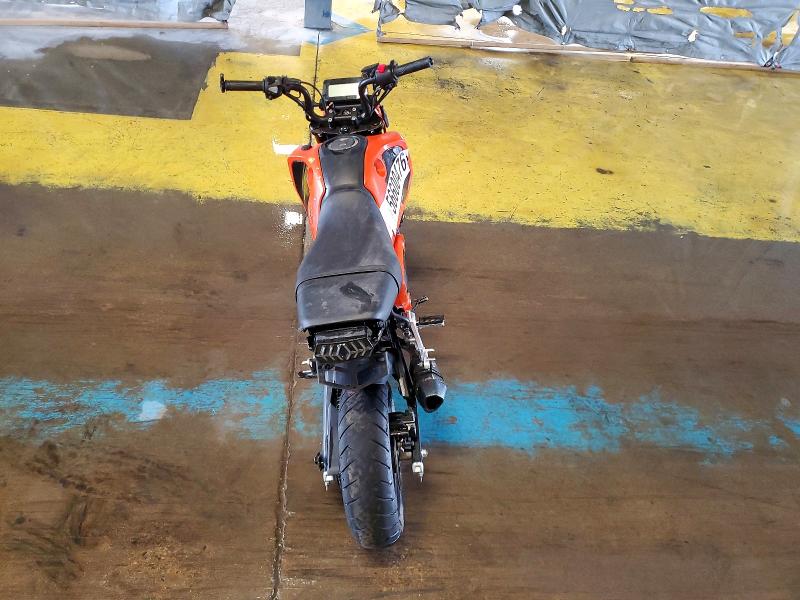 2024 Honda Grom VIN MLHJC9253R5200618 COPART salvage auction — FRONT END, IN - CERT OF TITLE-SALVAGE TITLE, sold $650 on 2026-07-30 (photo 6)