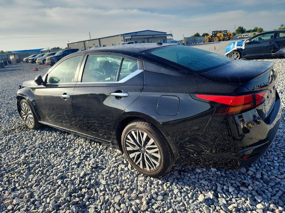 2023 Nissan Altima VIN 1N4BL4DV3PN341120 COPART salvage auction — FRONT END, FL - CERT OF TITLE SLVG REBUILDABLE, sold $4,300 on 2026-07-02 (photo 2)
