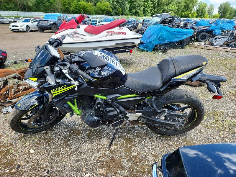 2020 Kawasaki Er VIN ML5EREL12LDA05269 COPART salvage auction — SIDE, MI - CERTIFICATE OF TITLE, sold $400 on 2026-07-29 (photo 3)