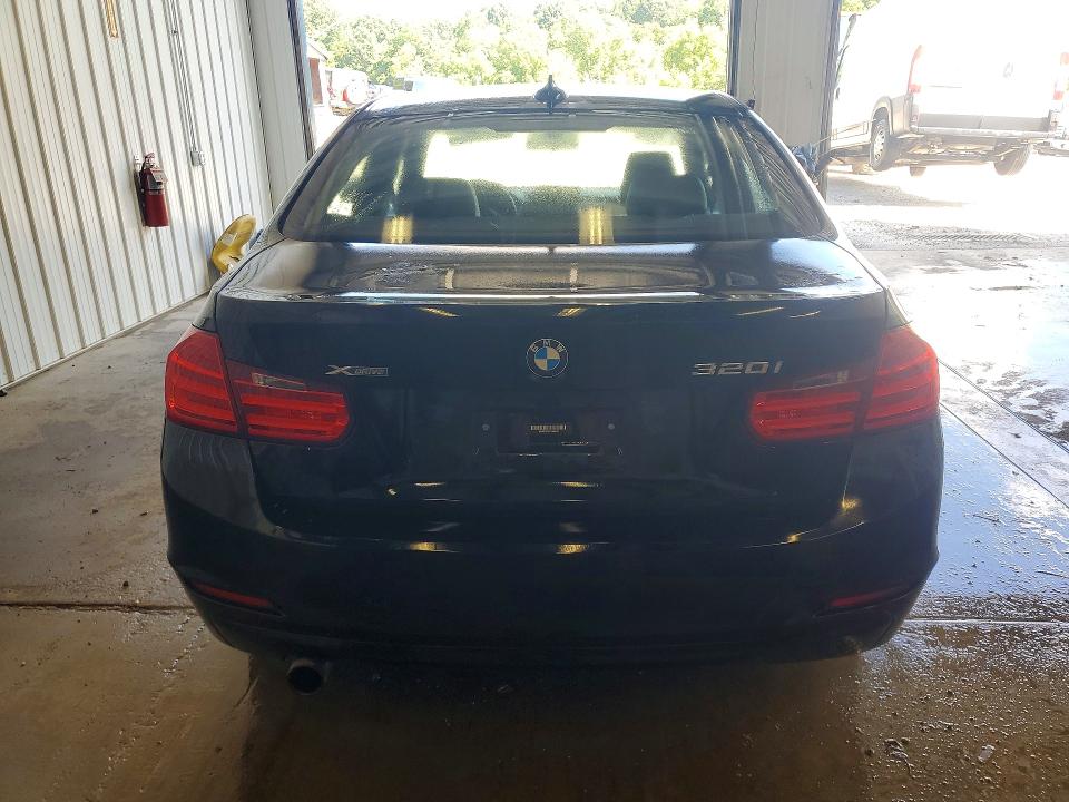 2015 BMW 3er VIN WBA3C3C59FP665022 COPART salvage auction — MINOR DENT/SCRATCHES, Salvage Title, sold $3,050 on 2026-07-15 (photo 6)
