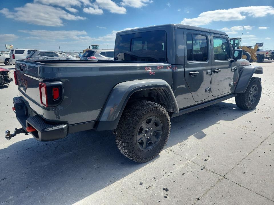 2021 Jeep Gladiator VIN 1C6JJTEGXML590776 COPART salvage auction — MECHANICAL, Salvage Title, sold $16,700 on 2026-08-28 (photo 3)