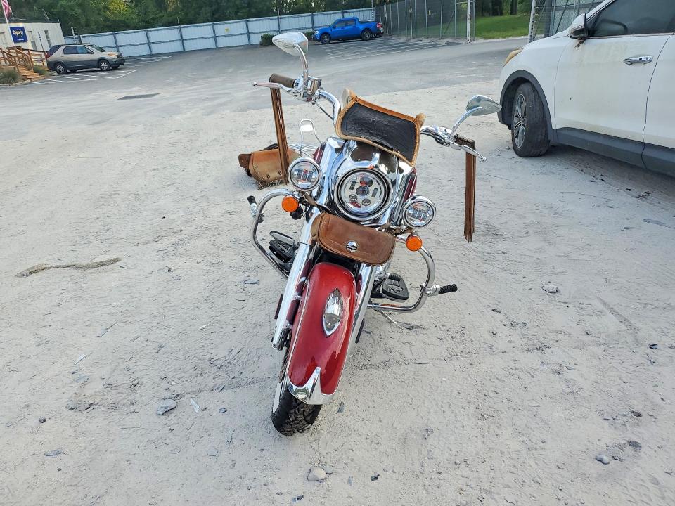 2014 Indian motorcycle co. Chief VIN 56KCCVAA6E3311635 COPART salvage auction — REAR END, FL - CERT OF TITLE SLVG REBUILDABLE, sold $2,350 on 2026-07-02 (photo 2)
