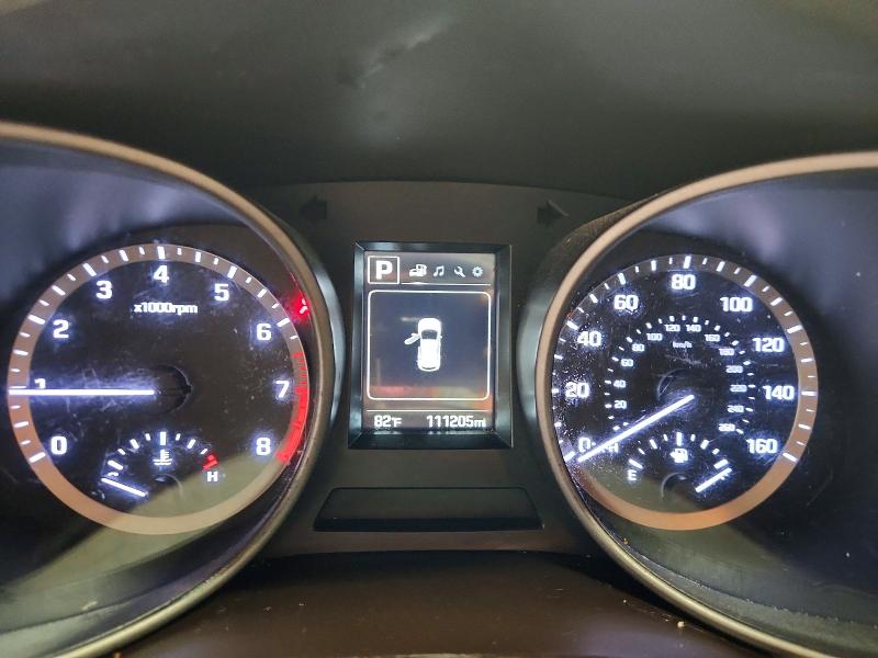 2017 Hyundai Santa fe VIN 5XYZU3LB0HG490861 COPART salvage auction — MINOR DENT/SCRATCHES, TX - CERTIFICATE OF TITLE, sold $500 on 2026-07-21 (photo 9)