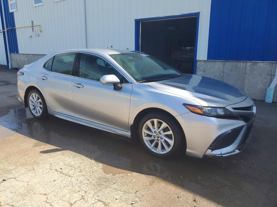 2022 Toyota Camry VIN 4T1G11AK0NU692046 COPART salvage auction — MINOR DENT/SCRATCHES, Ns - Cert Of Registration (P), sold $14,600 on 2026-07-03 (photo 4)