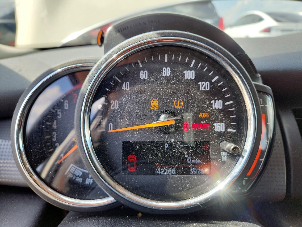 2019 Mini Cooper VIN WMWXU1C51K2J02444 COPART salvage auction — Rear End, TX - SALVAGE VEHICLE TITLE, sold $3,850 on 2026-07-09 (photo 9)