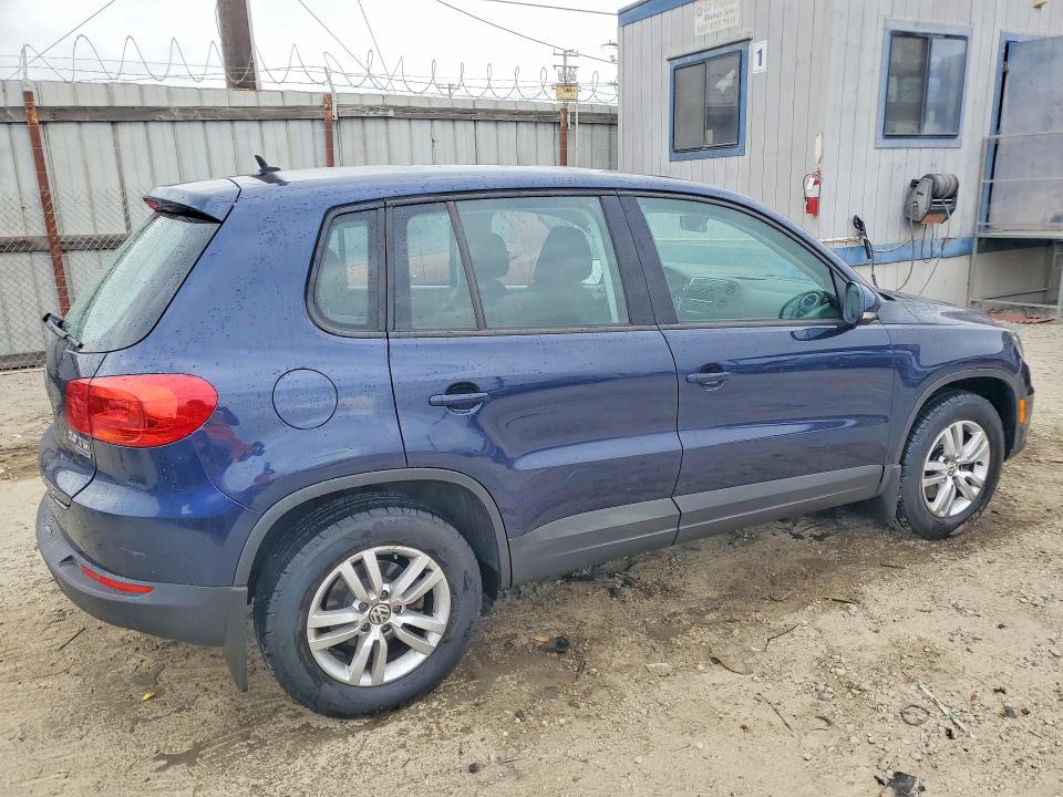 2012 Volkswagen Tiguan VIN WVGBV7AX9CW560708 COPART salvage auction — FRONT END, Ca - Dis/Dlr/Exp Only Clean Title, sold $450 on 2026-07-12 (photo 3)
