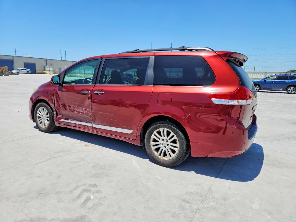 2012 Toyota VIN 5TDYK3DC3CS243564 COPART salvage auction — SIDE, Tx - Salvage Vehicle Title, sold $2,250 on 2026-07-10 (photo 2)