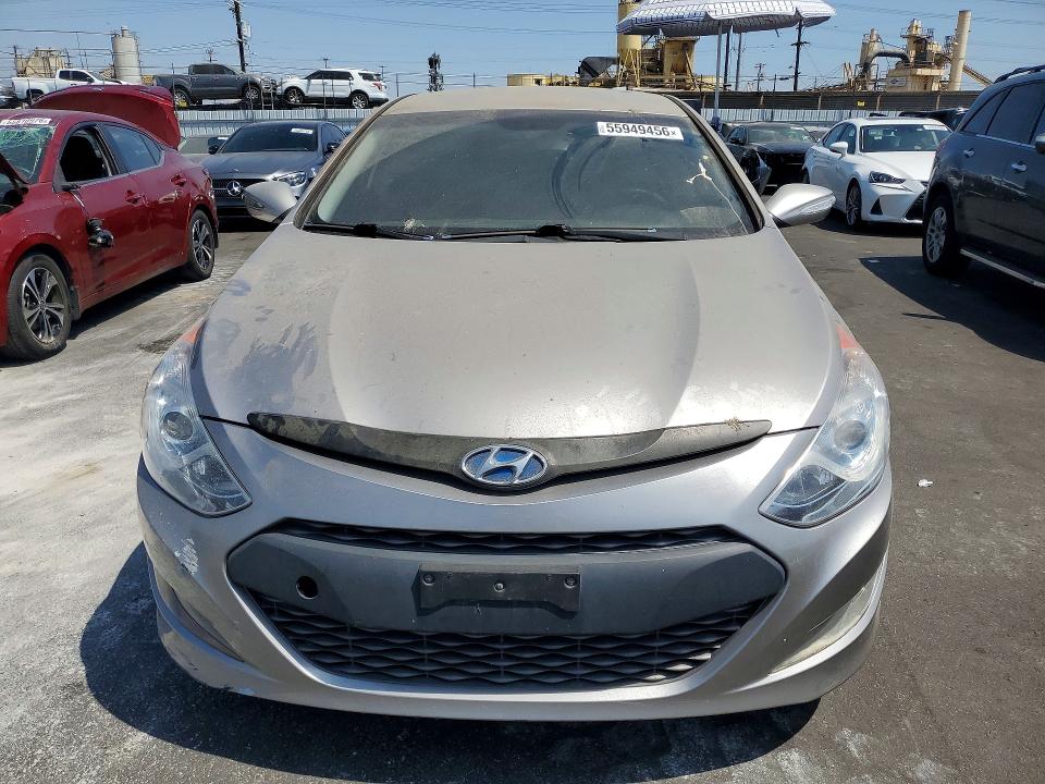 2011 Hyundai Sonata hybrid VIN KMHEC4A41BA006131 COPART salvage auction — SIDE, CA - DIS/DLR/EXP ONLY CLEAN TITLE (P), sold $250 on 2026-07-15 (photo 5)