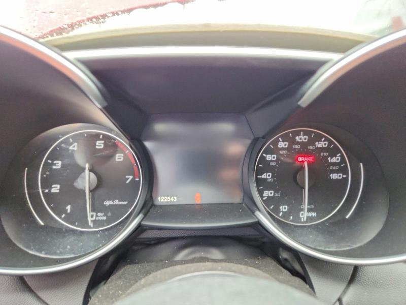 2017 Alfa romeo Giulia VIN ZARFAECN5H7536818 COPART salvage auction — MINOR DENT/SCRATCHES, Fl - Certificate Of Title, sold $975 on 2026-07-28 (photo 9)