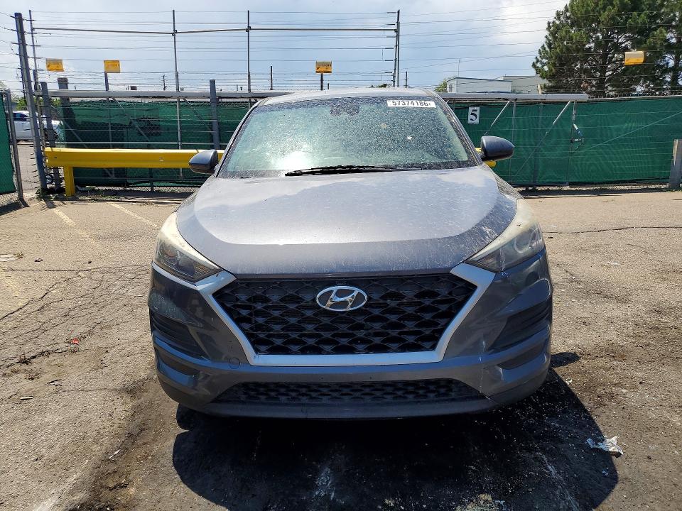 2019 Hyundai Tucson VIN KM8J23A41KU933673 COPART salvage auction — MINOR DENT/SCRATCHES, Co - Public - Salvage Title, sold $2,100 on 2026-07-28 (photo 5)