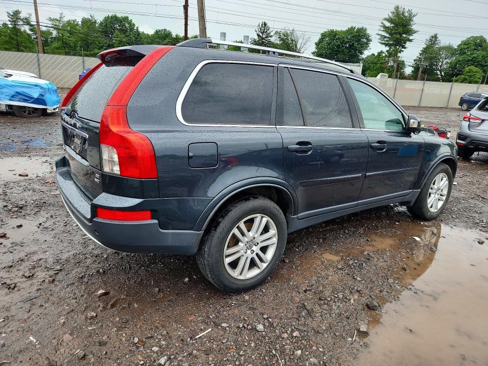 2010 Volvo Xc90 VIN YV4982CZ4A1551286 COPART salvage auction — VANDALISM, Pa - Certificate Of Salvage, sold $450 on 2026-07-06 (photo 3)