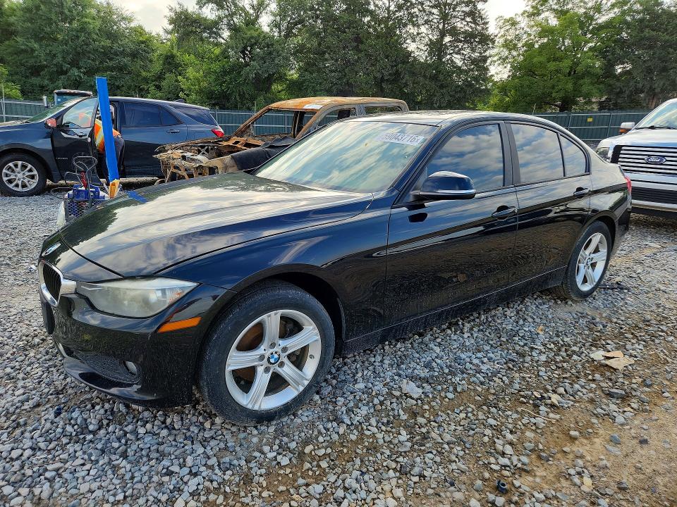 2014 BMW 3er VIN WBA3D5C57EKX96230 COPART salvage auction — NORMAL WEAR, IN - CERTIFICATE OF TITLE, sold $525 on 2026-07-30 (photo 1)