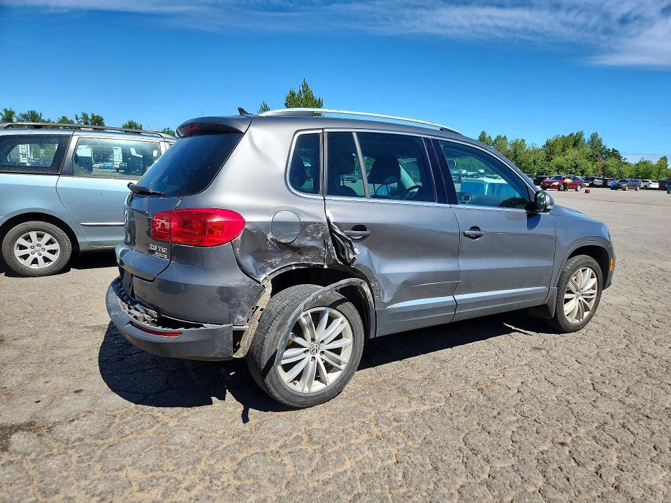 2014 Volkswagen Tiguan VIN WVGBV3AX7EW559231 COPART salvage auction — REAR END, Or - Salvage Title Certificate, sold $1,450 on 2026-07-27 (photo 3)