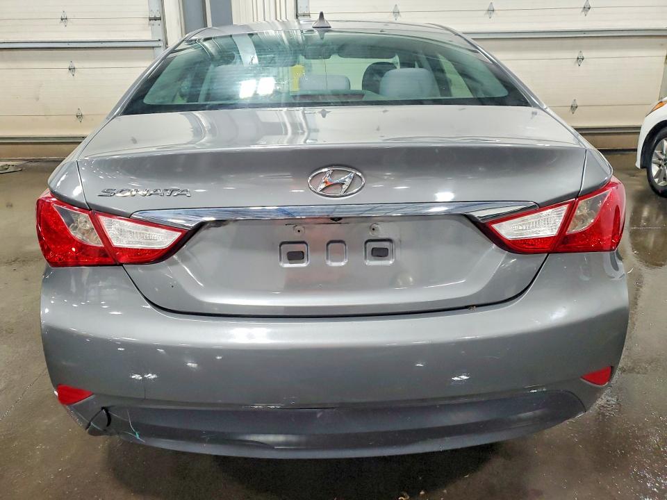 2014 Hyundai Sonata VIN 5NPEB4ACXEH925525 COPART salvage auction — VANDALISM, Mn - Cert Of Title-Prior Salvage, sold $275 on 2026-07-28 (photo 6)