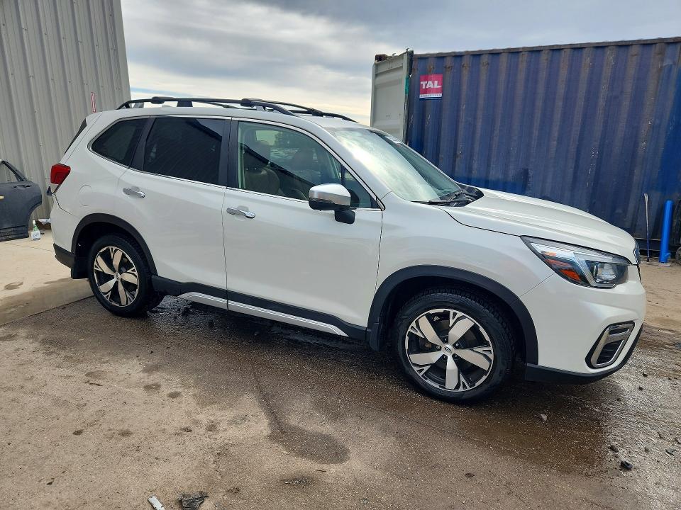 2019 Subaru Forester VIN JF2SKAWCXKH508430 COPART salvage auction — REAR END, Il - Salvage Certificate, sold $5,900 on 2026-07-13 (photo 4)