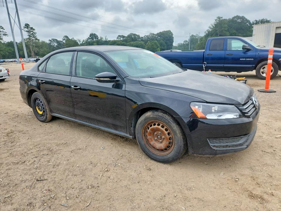 2012 Volkswagen Passat VIN 1VWAH7A33CC033508 COPART salvage auction — MINOR DENT/SCRATCHES, La - Certificate Of Title (P), sold $700 on 2026-07-04 (photo 4)