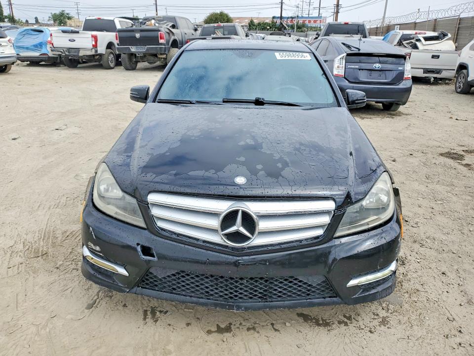 2013 Mercedes-benz VIN WDDGF8AB1DR251774 COPART salvage auction — FRONT END, Ca - Dis/Dlr/Exp Only Clean Title, sold $1,450 on 2026-07-06 (photo 5)