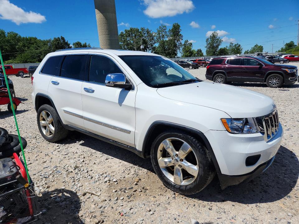 2013 Jeep Grand cherokee VIN 1C4RJFCG1DC511091 COPART salvage auction — UNDERCARRIAGE, MI - CERTIFICATE OF TITLE, sold $1,400 on 2026-08-02 (photo 4)