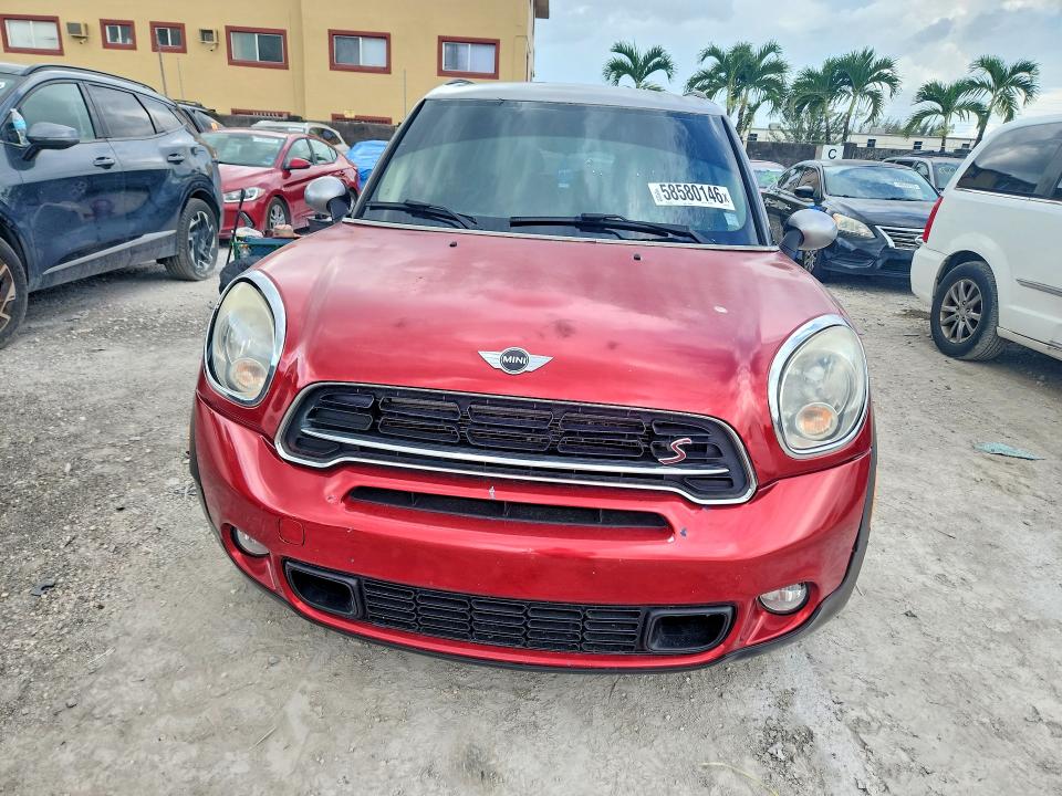 2011 Mini Cooper VIN WMWZC3C5XBWM25827 COPART salvage auction — MINOR DENT/SCRATCHES, Fl - Cert Of Title-Rebuilt, sold $975 on 2026-07-02 (photo 5)