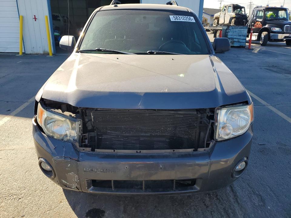 2011 Ford Escape VIN 1FMCU0DG4BKA16827 COPART salvage auction — FRONT END, Id - Certificate Of Title, sold $325 on 2026-07-09 (photo 5)