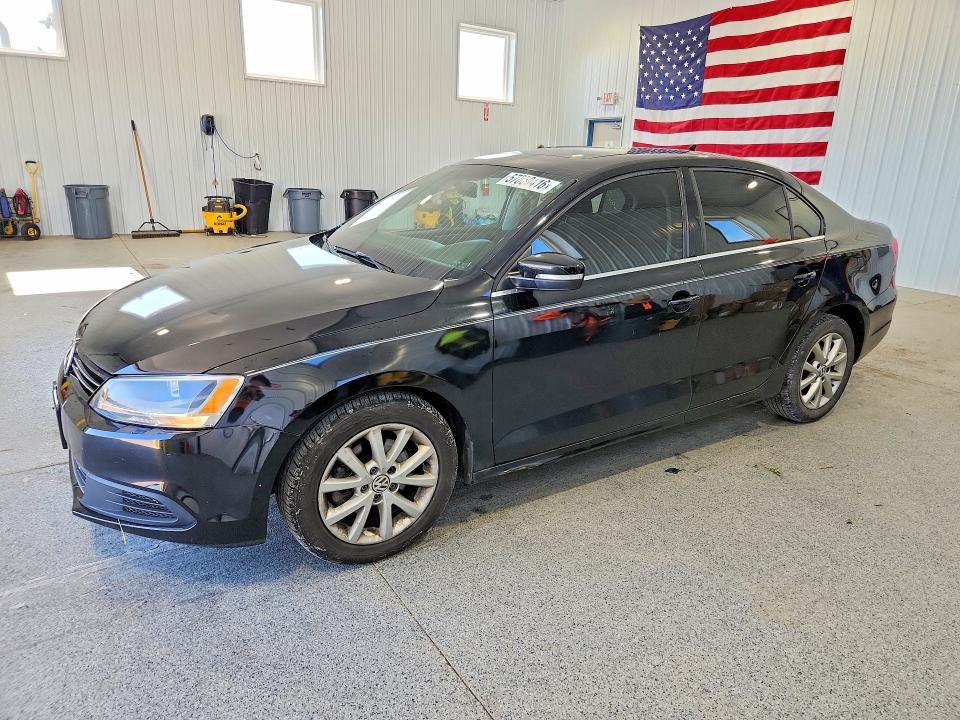 2014 Volkswagen Jetta VIN 3VWD17AJ9EM389432 COPART salvage auction — SIDE, OH - CERT OF TITLE-SALVAGE, sold $800 on 2026-07-02 (photo 1)