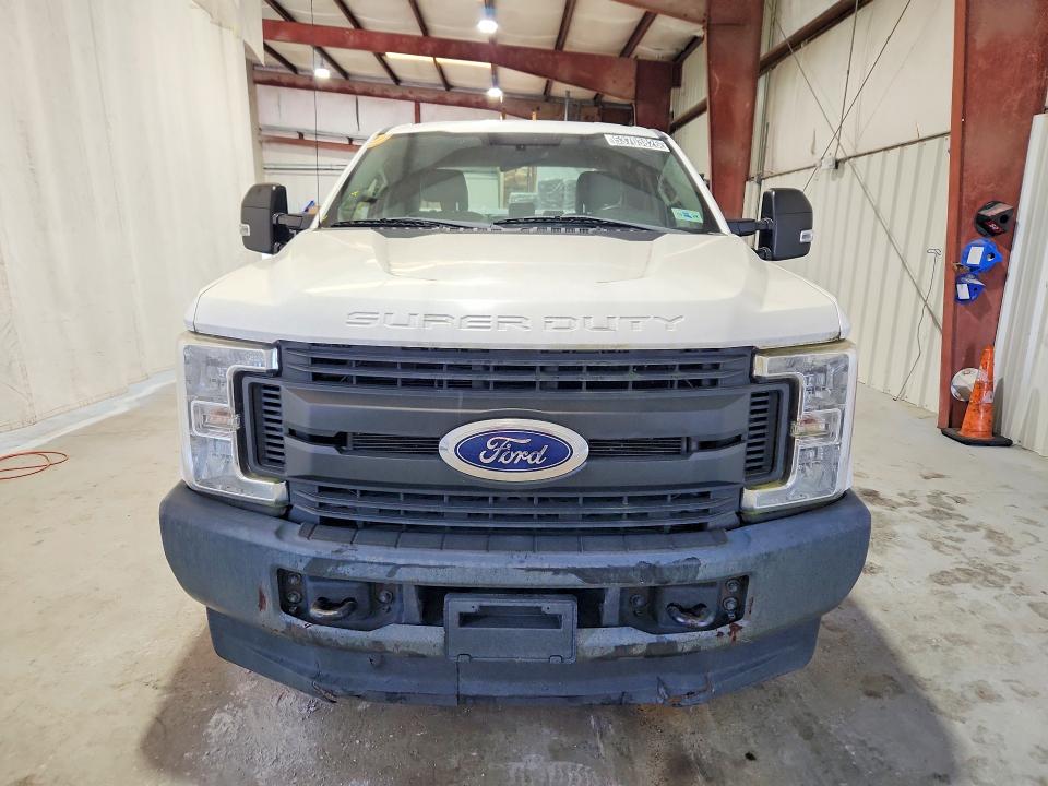 2018 Ford F-350 super duty VIN 1FT8X3BT3JEB36683 COPART salvage auction — SIDE, LA - CERTIFICATE OF TITLE, sold $4,750 on 2026-07-09 (photo 5)