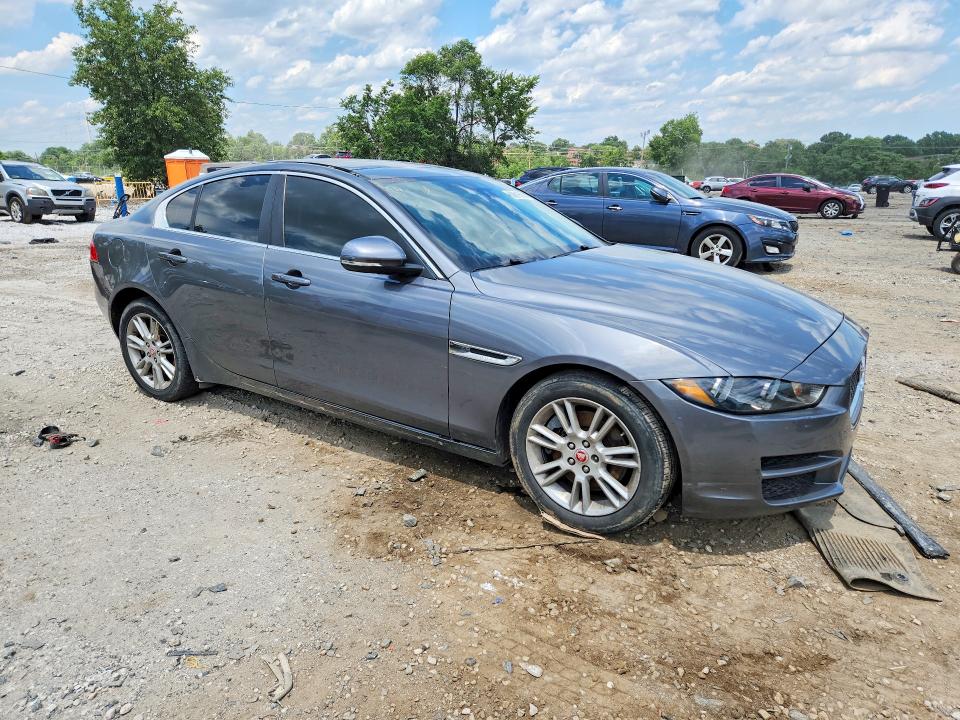 2019 Jaguar VIN SAJAD4FX2KCP51897 COPART salvage auction — MECHANICAL, Wv - Certificate Of Title (P), sold $2,400 on 2026-07-27 (photo 4)
