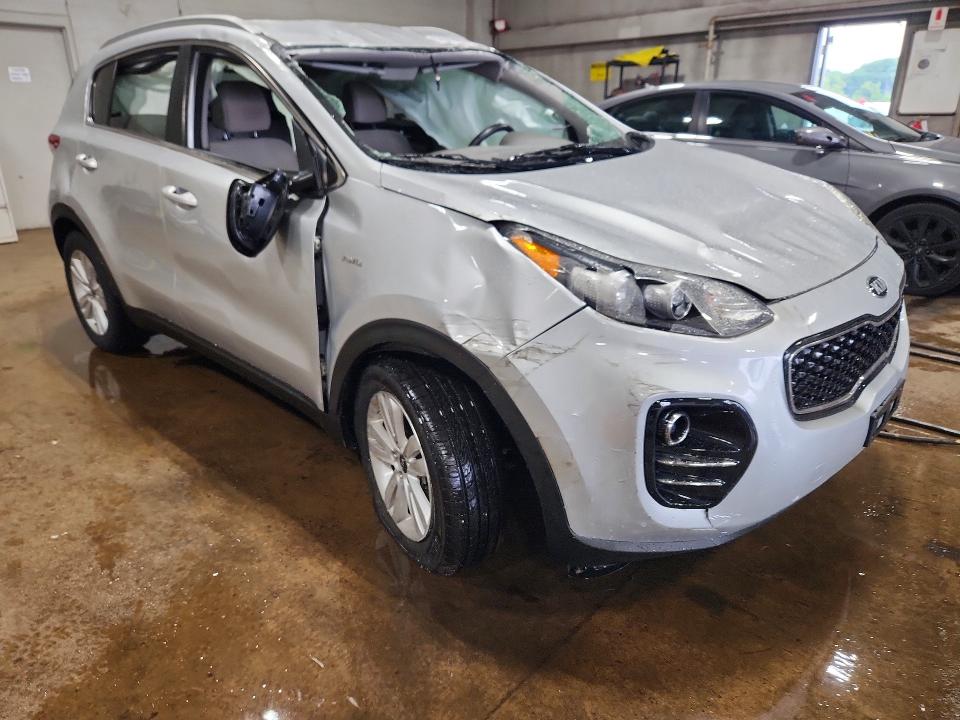 2019 Kia Sportage VIN KNDPMCAC4K7558537 COPART salvage auction — VANDALISM, Ct - Cert Of Title-Salvage, sold $475 on 2026-07-28 (photo 4)