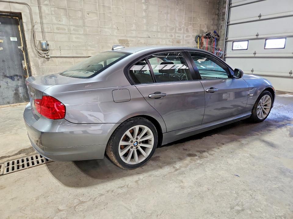 2009 BMW 3 series VIN WBAPK73509A450745 COPART salvage auction — MECHANICAL, Mn - Certificate Of Title, sold $925 on 2026-07-21 (photo 3)