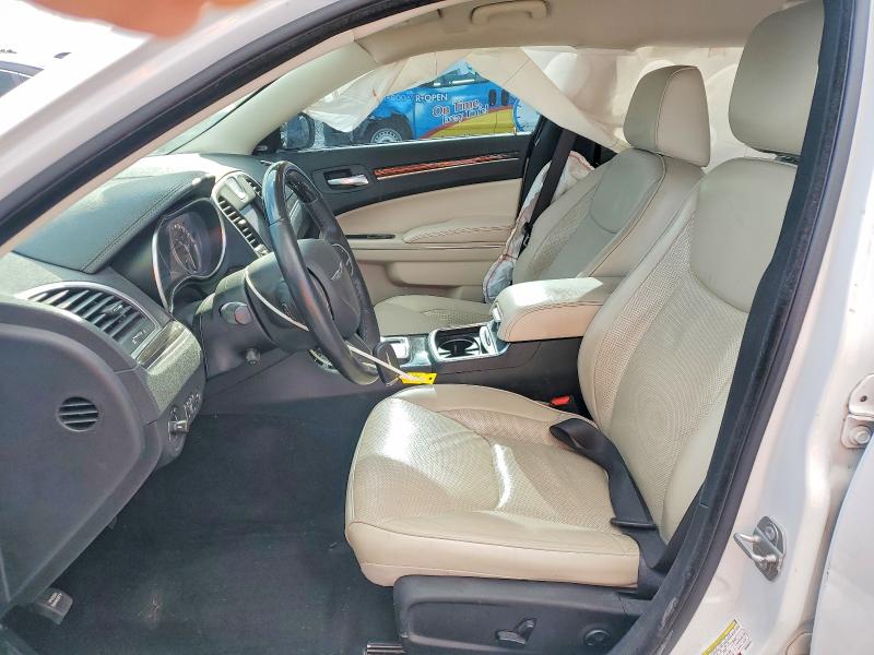 2019 Chrysler 300 VIN 2C3CCAEG9KH698076 COPART salvage auction — SIDE, Fl - Cert Of Title Slvg Rebuildable, sold $3,800 on 2026-07-06 (photo 7)
