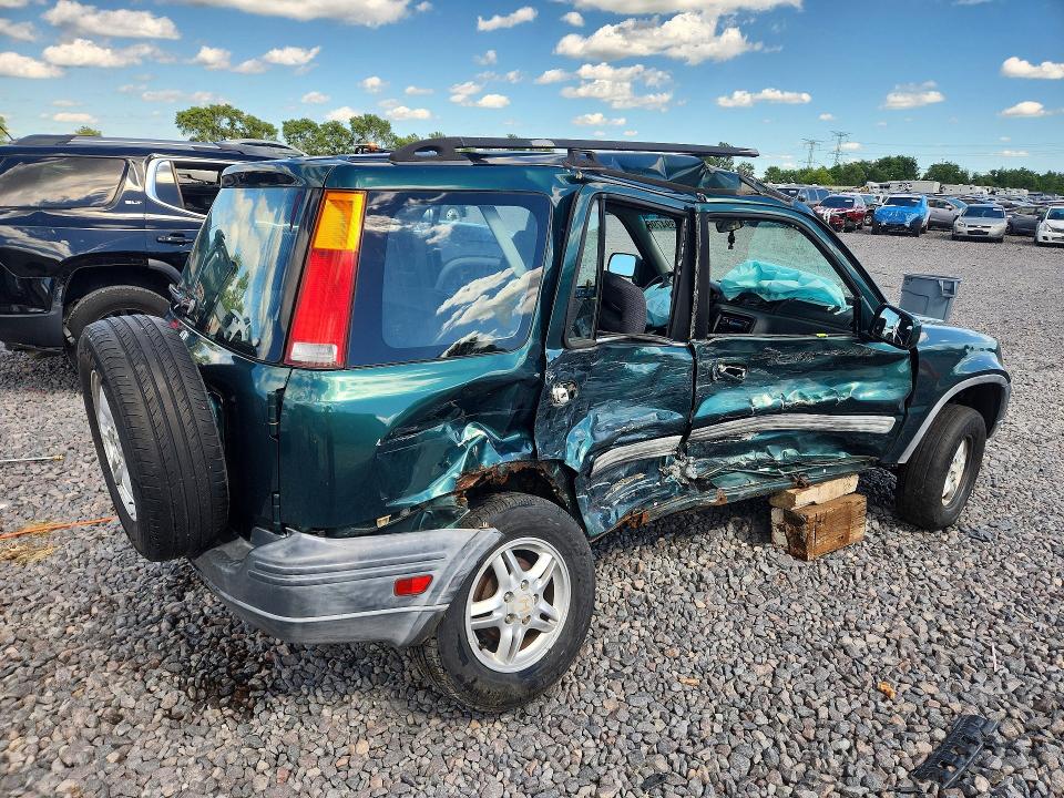 1999 Honda Cr-v VIN JHLRD186XXC036896 COPART salvage auction — SIDE, Il - Junking Cert Of A Vehicle, sold $175 on 2026-07-27 (photo 3)