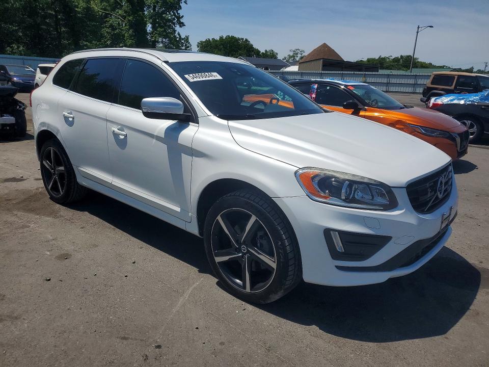 2015 Volvo Xc60 VIN YV4902RS4F2726901 COPART salvage auction — SIDE, Nj - Cert Of Ttl W/Fld Slvg History, sold $9,000 on 2026-07-07 (photo 4)