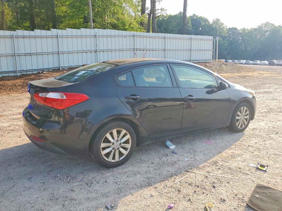 2014 Kia Forte VIN KNAFX4A62E5155172 COPART salvage auction — MINOR DENT/SCRATCHES, Nc - Dealer Only Clean Title, sold $725 on 2026-07-10 (photo 3)