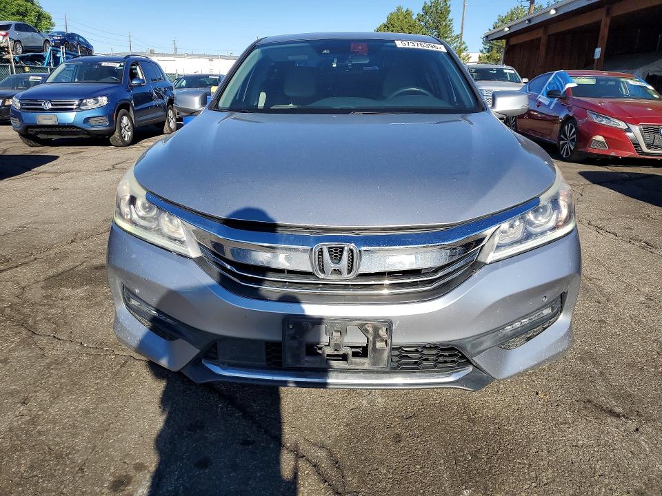 2017 Honda Accord VIN 1HGCR2F03HA045639 COPART salvage auction — HAIL, Co - Certificate Of Title, sold $3,600 on 2026-07-09 (photo 5)
